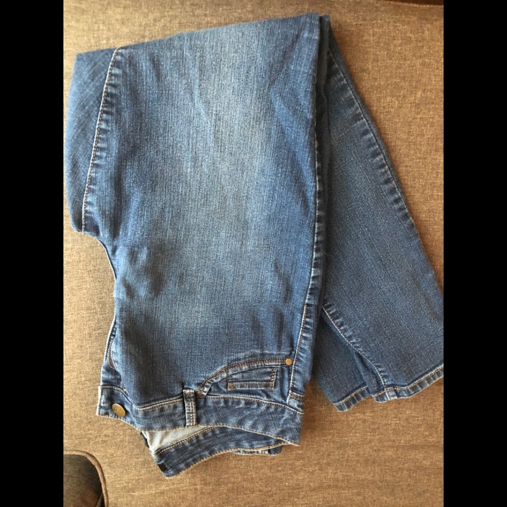 D jeans